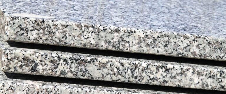 Wie dick sollten Granitplatten sein?