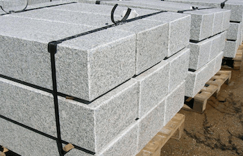 Blockstufen aus Granit
